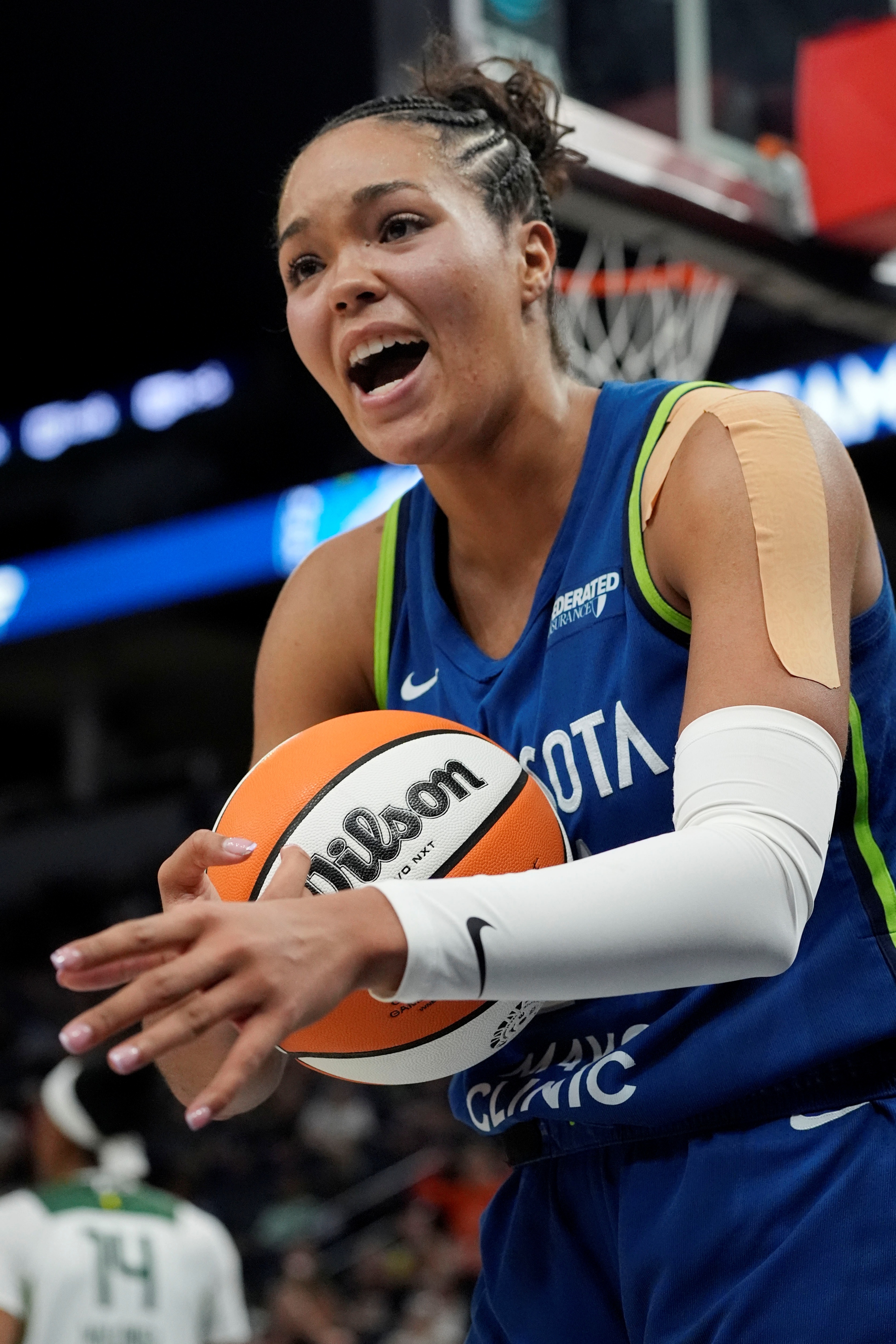 开云官网首页-超级顶薪！科利尔一年140万美元回归山猫 WNBA历史第三人！